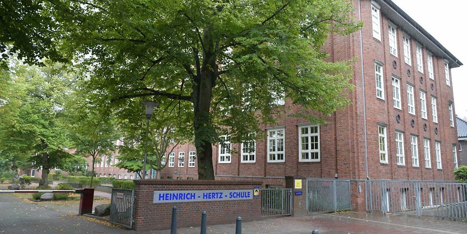 Die Heinrich-Hertz-Schule in Winterhude ist eine Stadtteilschule mit Gymnasialzweig.