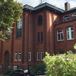 Das Gymnasium Blankenese von außen