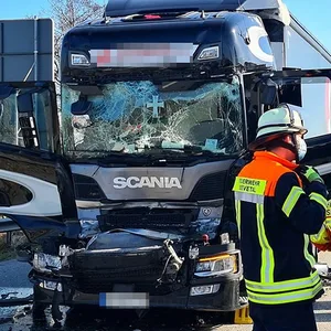 beschädigter Lkw