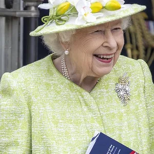 Die Queen lacht