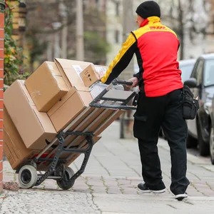Paketzusteller DHL