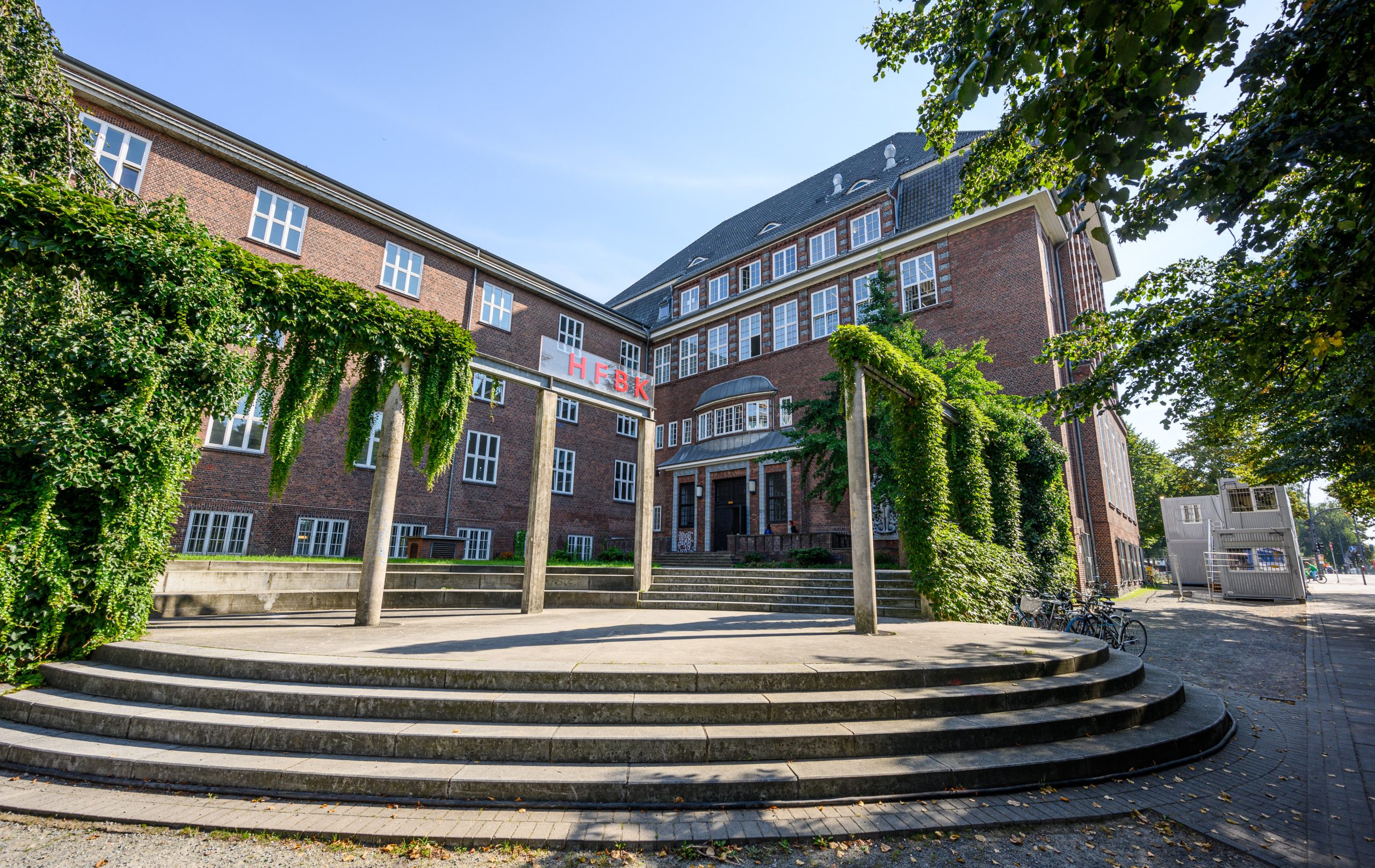Das Gebäude der Hamburger Hochschule für bildende Künste (HFBK).
