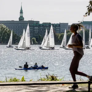 Joggerin Außenalster