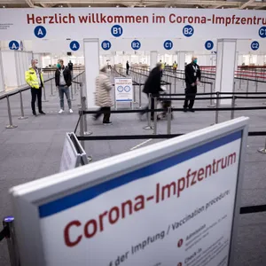 Das Hamburger Impfzentrum in den Messehallen (Symbolbild).