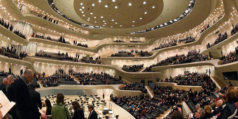 Der Große Saal der Hamburger Elbphilharmonie (Archivbild).
