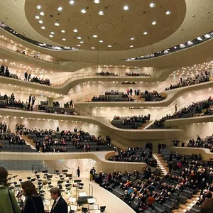 Der Große Saal der Hamburger Elbphilharmonie (Archivbild).