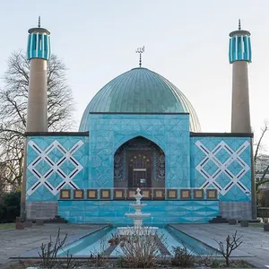 Die Blaue Moschee an der Hamburger Außenalster.