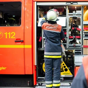 Die Feuerwehr im Einsatz (Symbolbild).