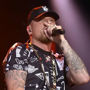 Bonez MC von 187 Strassenbande.