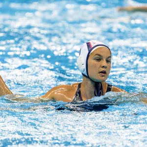 Amerikanische Wasserballspielerin