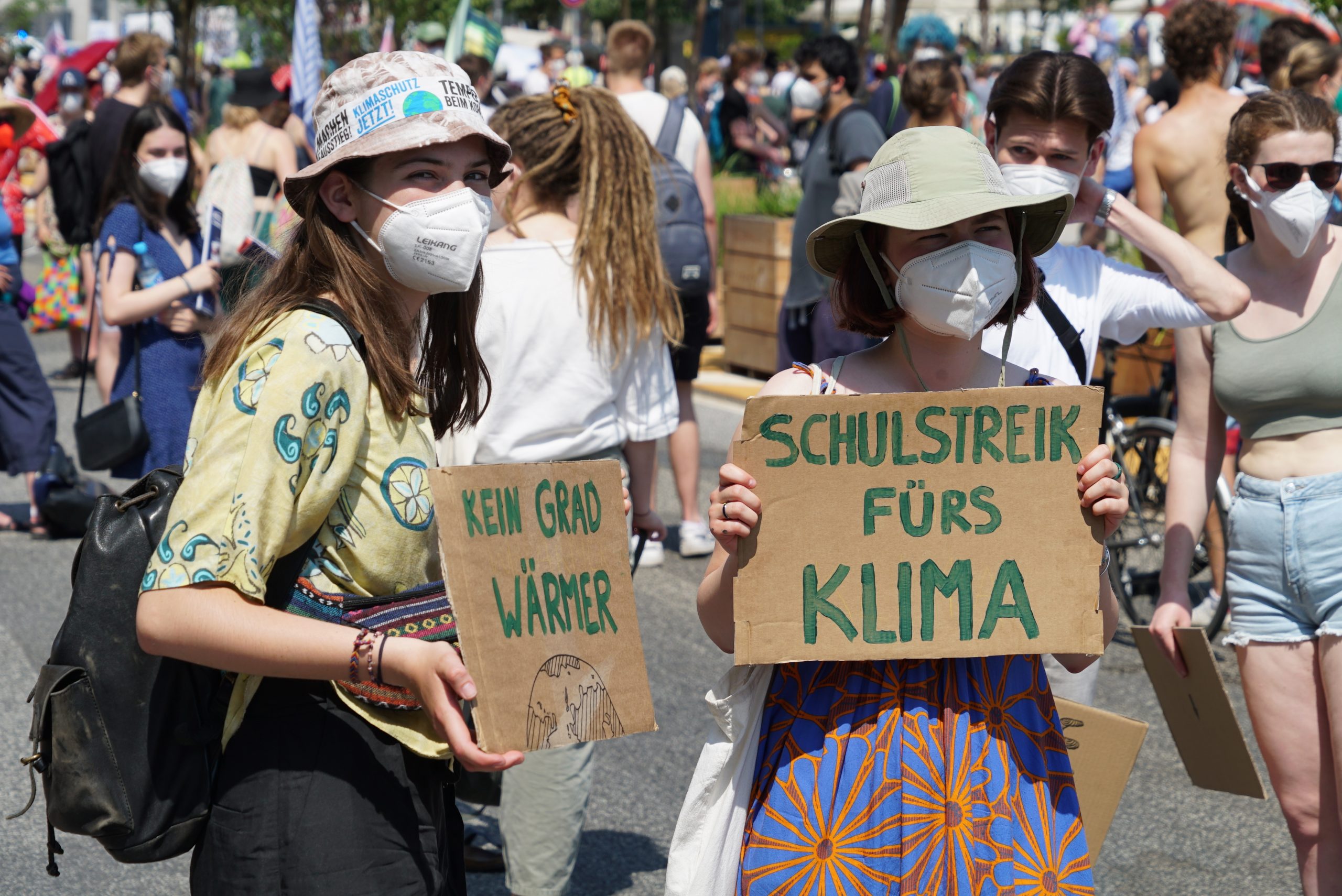 Am Freitag haben wieder zahlreiche Menschen in Hamburg gegen die Klimapolitik demonstriert.