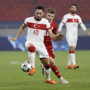 Hoffnungsträger der Türkei: Hakan Calhanoglu kommt auf bisher 56 Länderspiele.