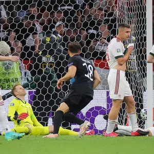 Leon Goretzka erzielt das 2:2 – Deutschland ist weiter