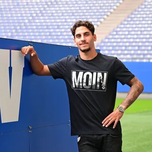 Ludovit Reis ist beim HSV angekommen