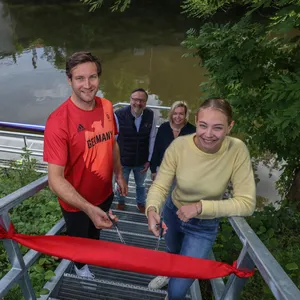 Eröffnung Bootssteg von Edeka Clausen am Barmbeker Stichkanal