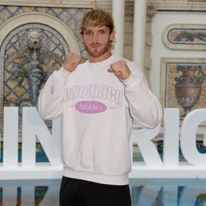 Aufzufallen ist sein Job – nun möchte Logan Paul es mit einer echten Box-Legende aufnehmen.