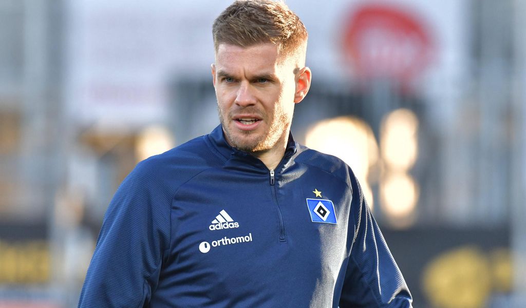 Nach 34 Spielen und 24 Toren verlässt Simon Terodde den HSV und wechselt nach Schalke.