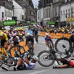 Auch die dritte Etappe der Tour de France wurde von Stürzen überschattet