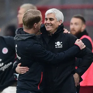 Eng verbunden: St. Paulis Sportchef Andreas Bornemann (r.) und Trainer Timo Schultz.