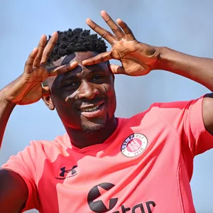 Afeez Aremu freut sich auf seine zweite Saison beim FC St. Pauli.
