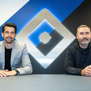 Auf HSV-Sportvorstand Jonas Boldt und den neuen Trainer Tim Walter wartet noch viel Kader-Arbeit.