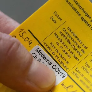Corona Hamburger Krankenkasse warnt vor Selfies
