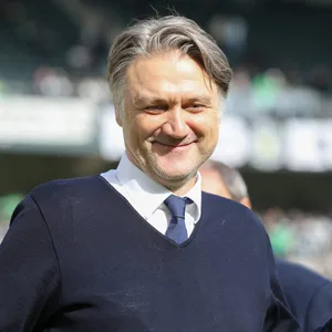 Dietmar Beiersdorfer gehört zu den Kandidaten um den Aufsichtsratsvorsitz bei Werder Bremen.