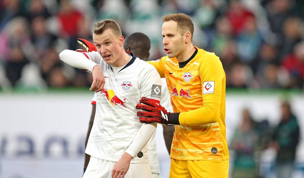 Lukas Klostermann (l.) und Peter Gulacsi sind Kollegen bei RB Leipzig – bei der EM spielen sie mit ihren Ländern gegeneinander.