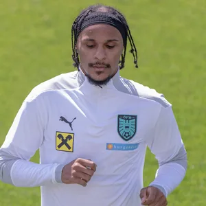 Valentino Lazaro