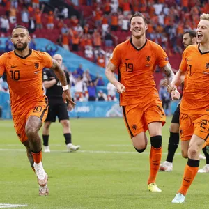 Depay wechselt zum FC Barcelona