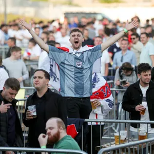 Englische Fans gehören zu den stimmgewaltigsten der Welt.