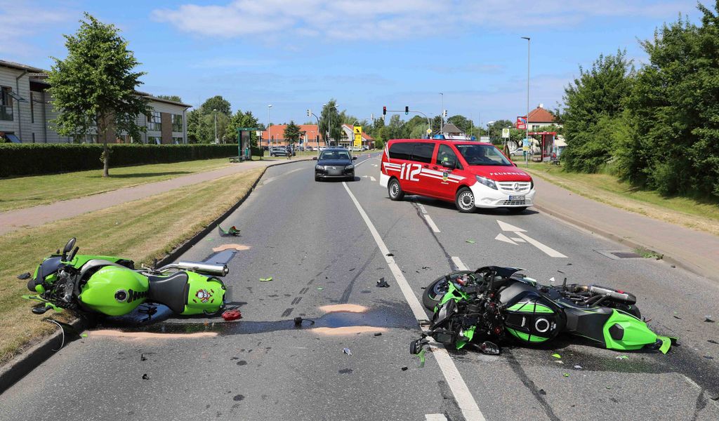 Die am Unfall beteiligten Motorräder.