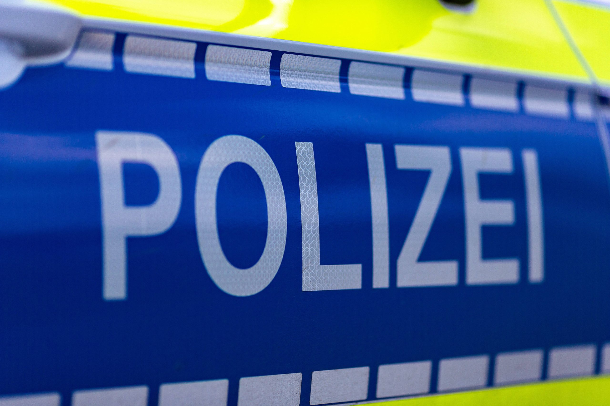 Ein Einsatzfahrzeug der Polizei