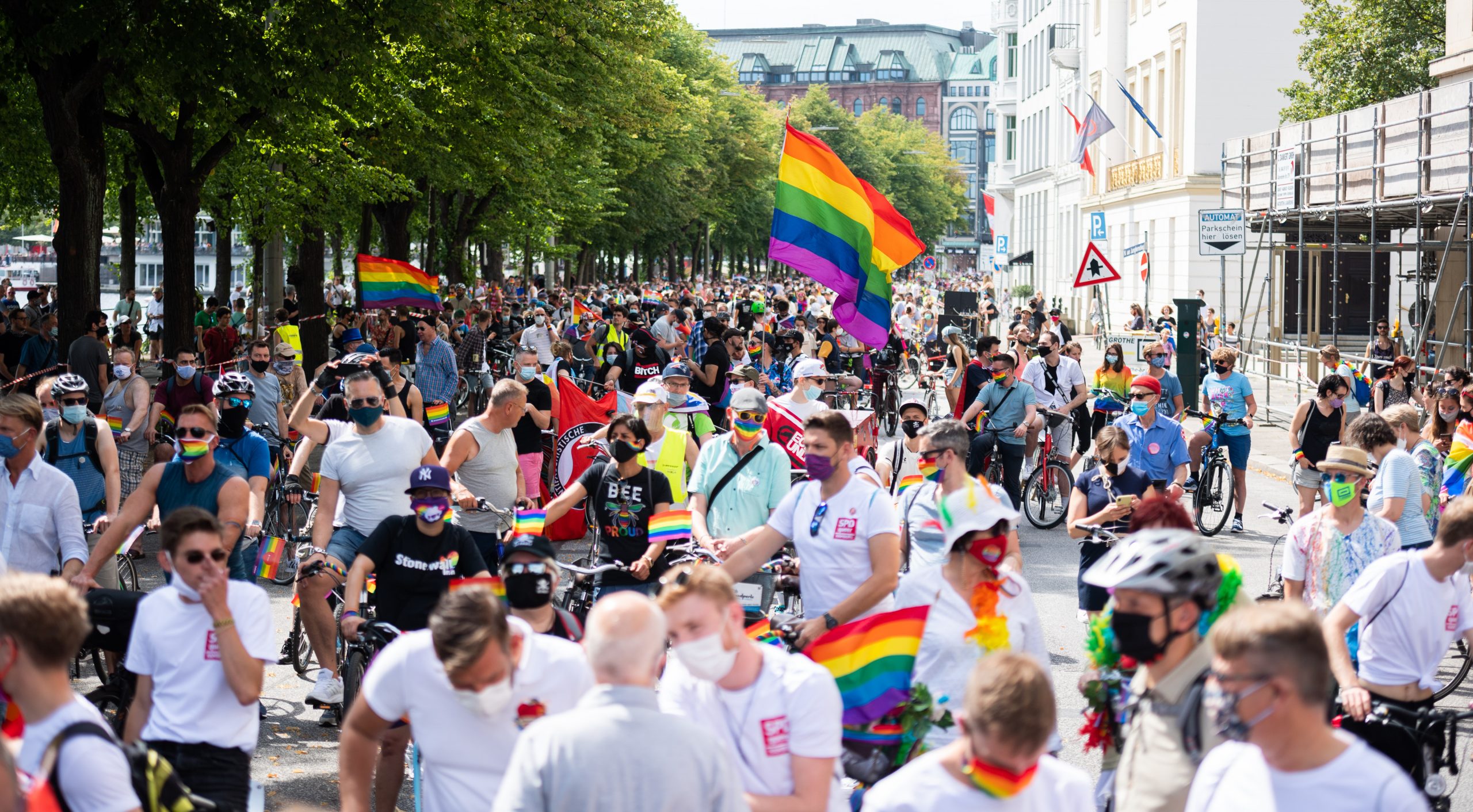 Mehr als 10.000 Teilnehmer werden auf der diesjährigen CSD-Fahrraddemo von Pride Hamburg erwartet.