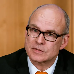 Schulsenator Ties Rabe