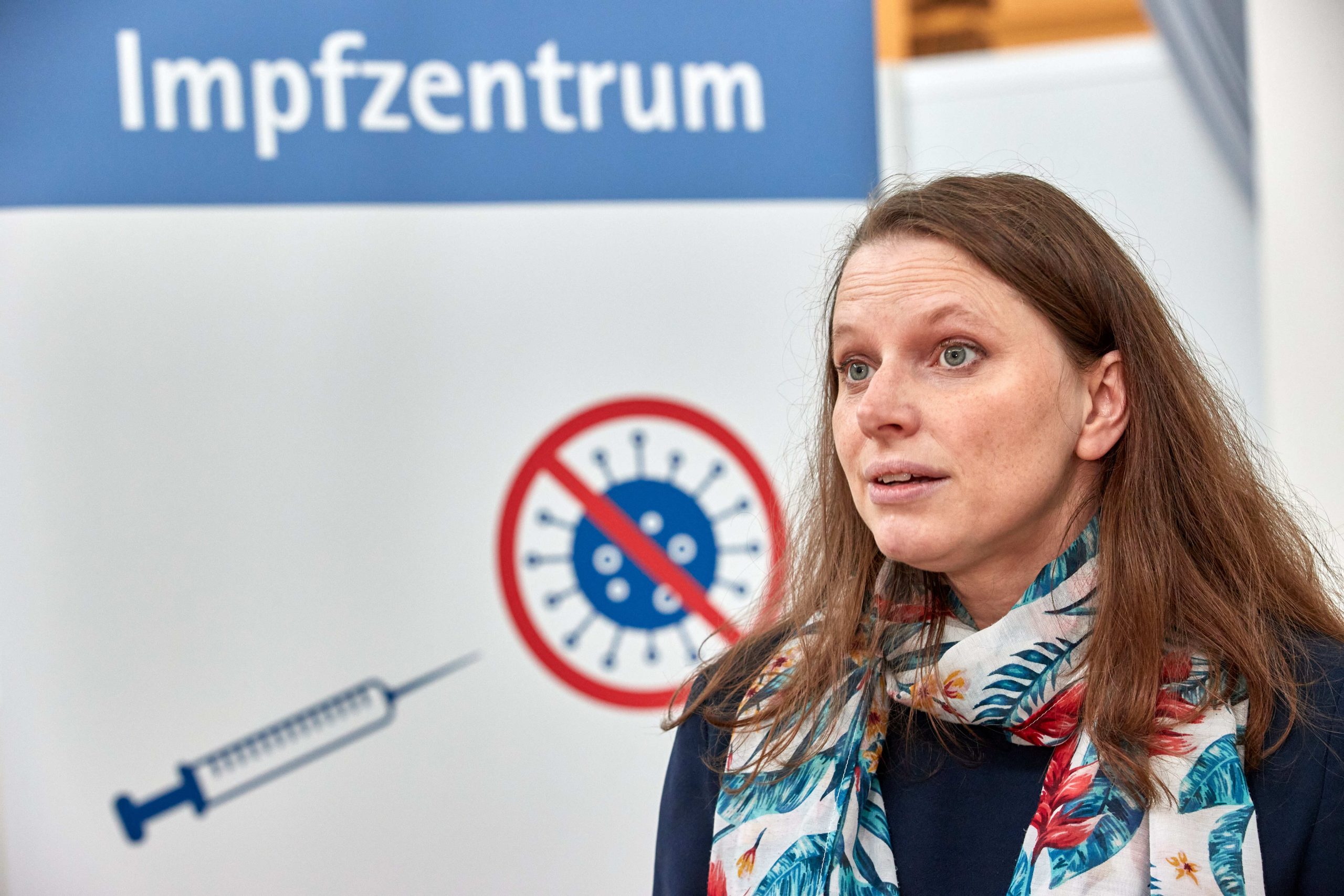 Sozialsenatorin Melanie Leonhard (SPD) hat die Hamburger Bevölkerung zum Impfen aufgerufen.
