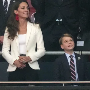 Herzogin Kate, Prinz George und Prinz William beim EM-Finale
