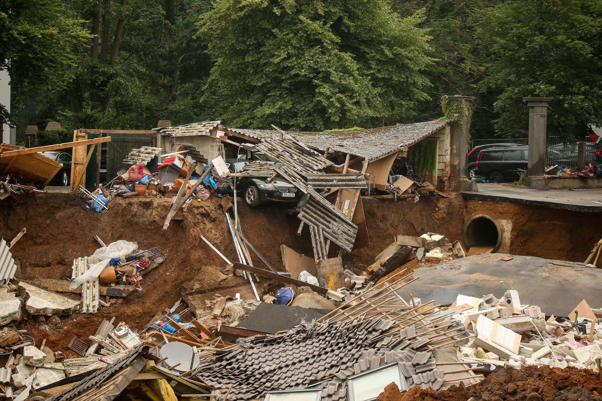 Zerstörte Häuser nach dem verheerenden Hochwasser.