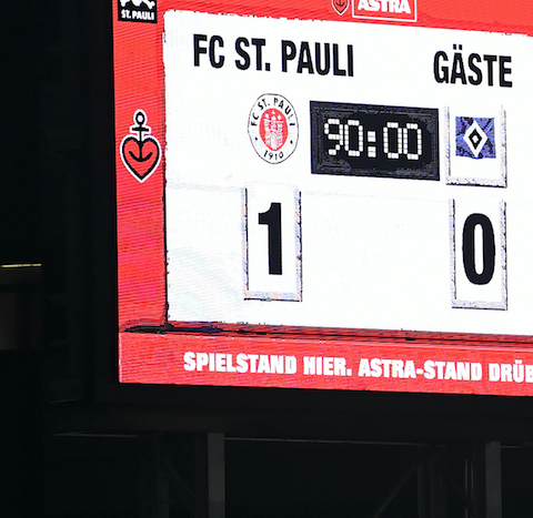 Anzeigetafel St. Pauli HSV