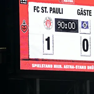 Anzeigetafel St. Pauli HSV