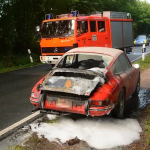 Porsche brennt