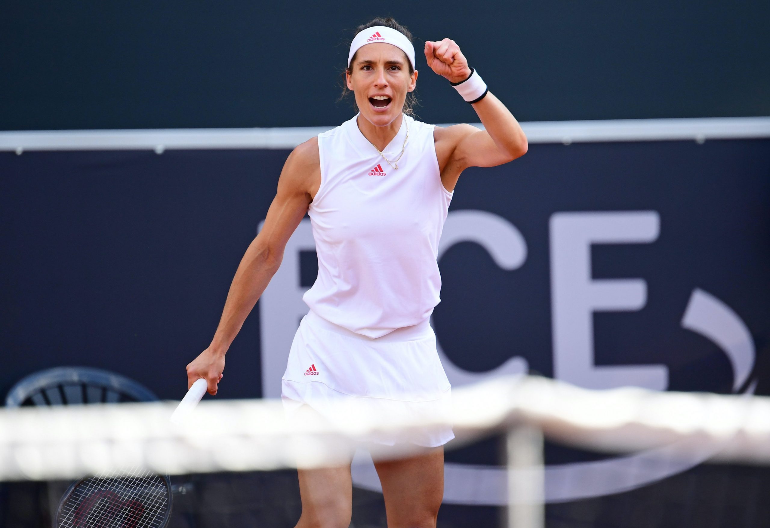 Andrea Petkovic freut sich über ihren Auftaktsieg