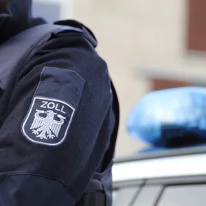 Nur zufällig waren die Zöllner auf die Schwarzarbeiter gekommen (Symbolbild).
