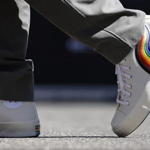 Regenbogen-Schuhe