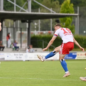 Manuel Wintzheimer trifft für den HSV