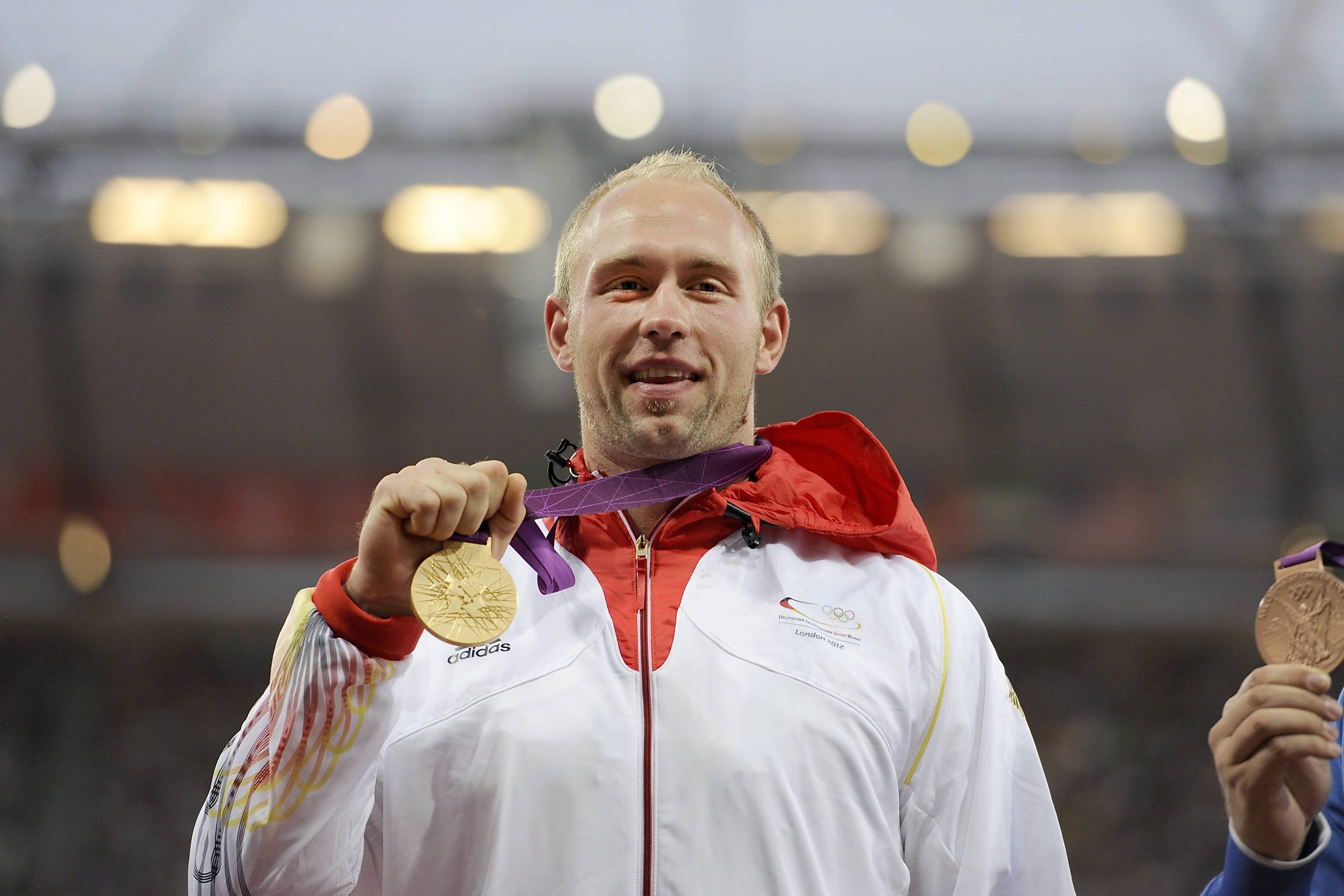 2012 gewann Robert Harting in London Olympia-Gold – jetzt wirbt der Diskuswerfer für Berlin als Austragungsort 2036.