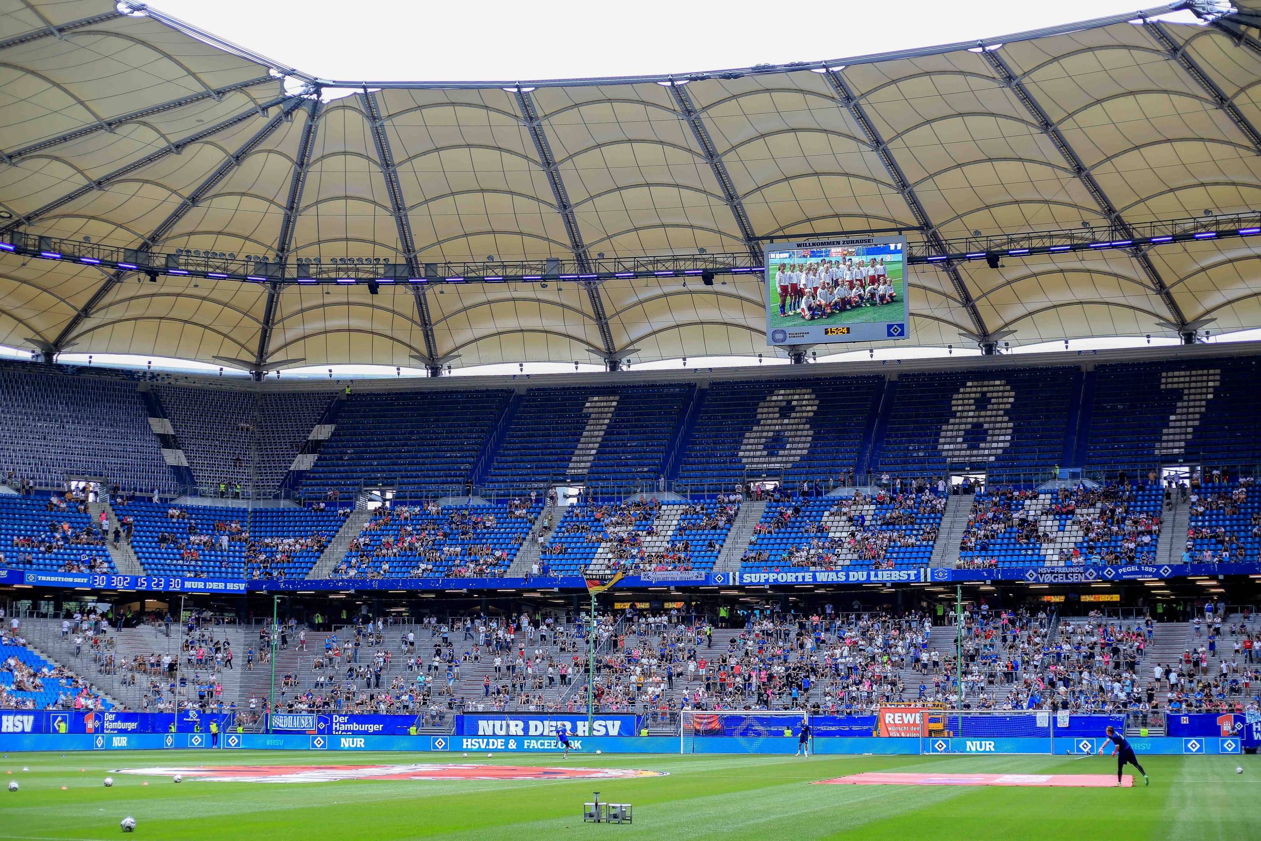 17.000 Zuschauer! HSV darf erstes Heimspiel vor Fans bestreiten