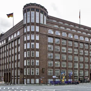 Die Hamburger Finanzbehörde am Gänsemarkt.