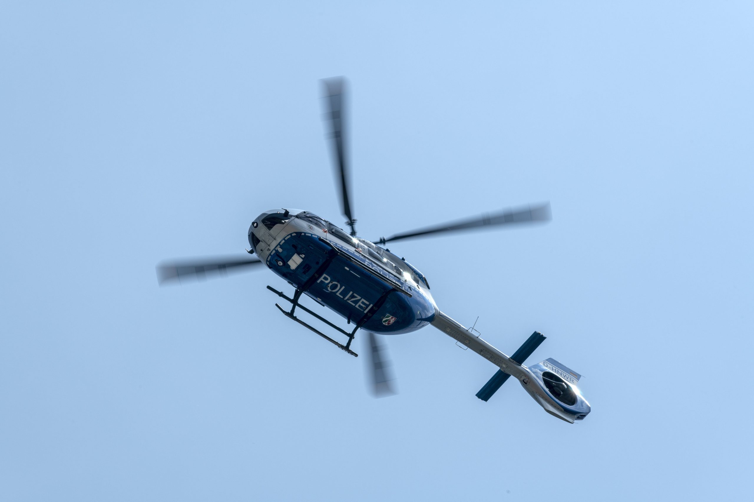 Ein Polizei-Hubschrauber