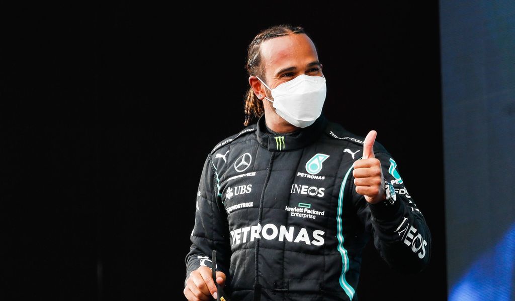 Hamilton verlängert bei Mercedes